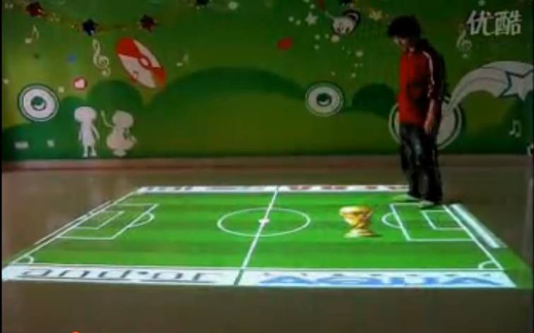幼儿园足球游戏之互动地面投影