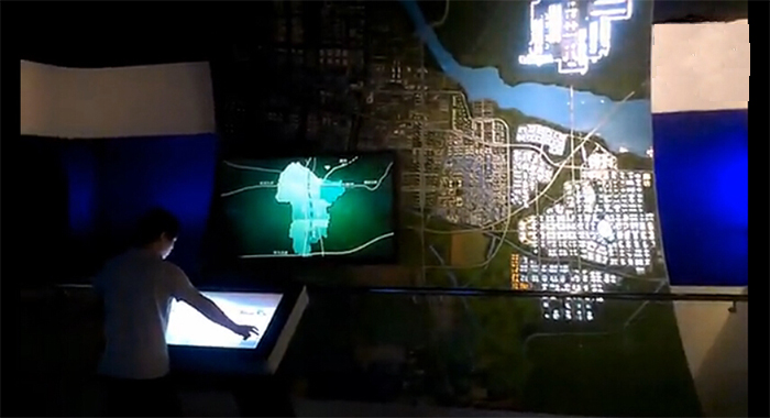 图3：固安规划馆互动数字沙盘